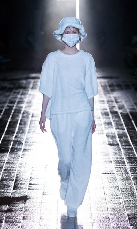 アイ(IKUMI) 2014-15年秋冬<span>コレクション</span> - 写真9