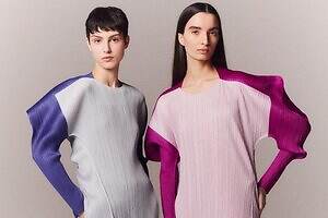 プリーツ プリーズ イッセイ ミヤケ“ポーズの輪郭”柄カーディガン＆立体シルエットのワンピース