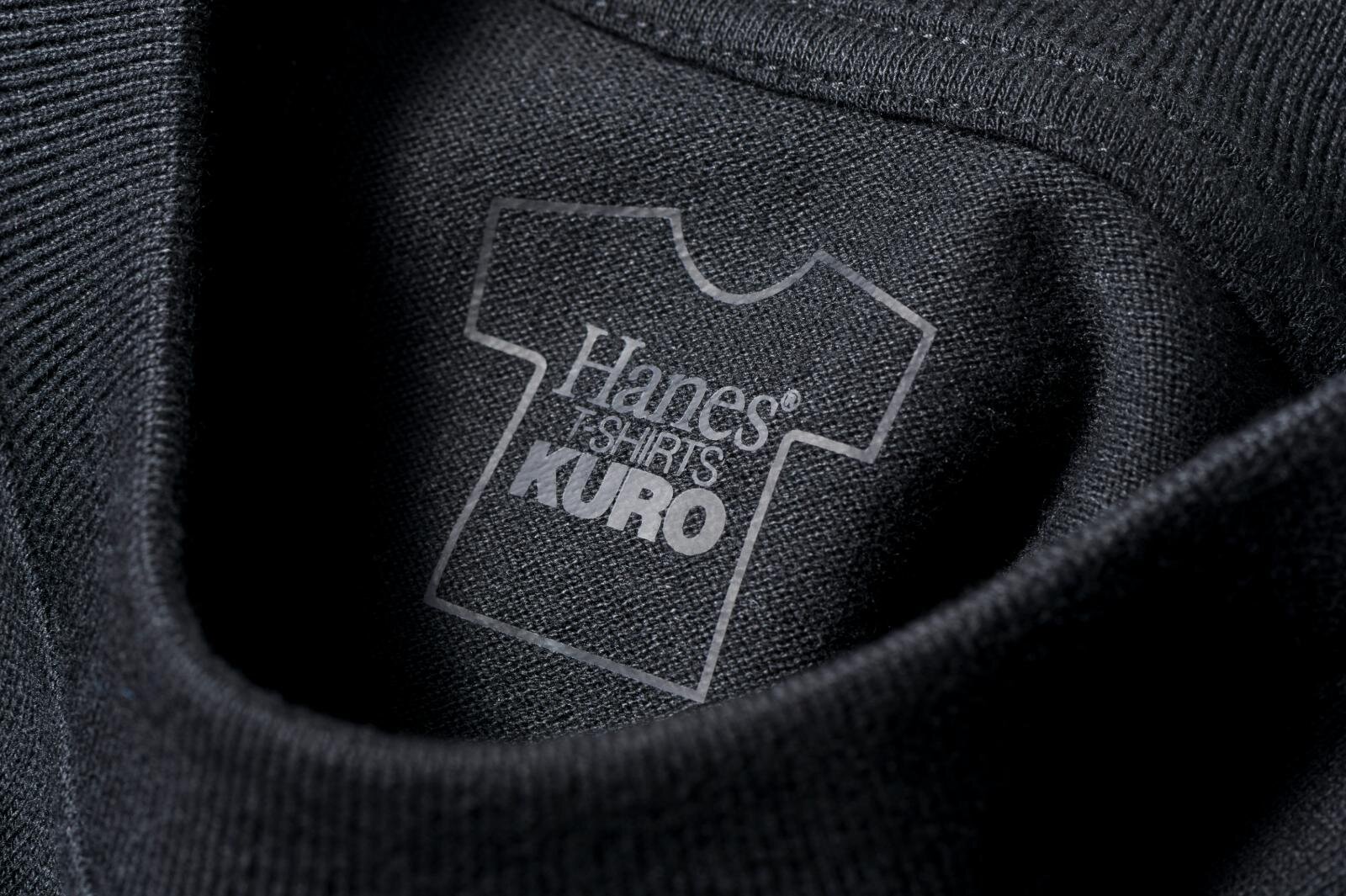 ヘインズ“色落ちしにくい”ロングスリーブ黒Tシャツ、ゆったりフォルムで｜写真5