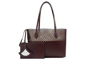 セルジオ ロッシ"まるでマーメイドのうろこ"カットワークのバケット＆トートバッグ