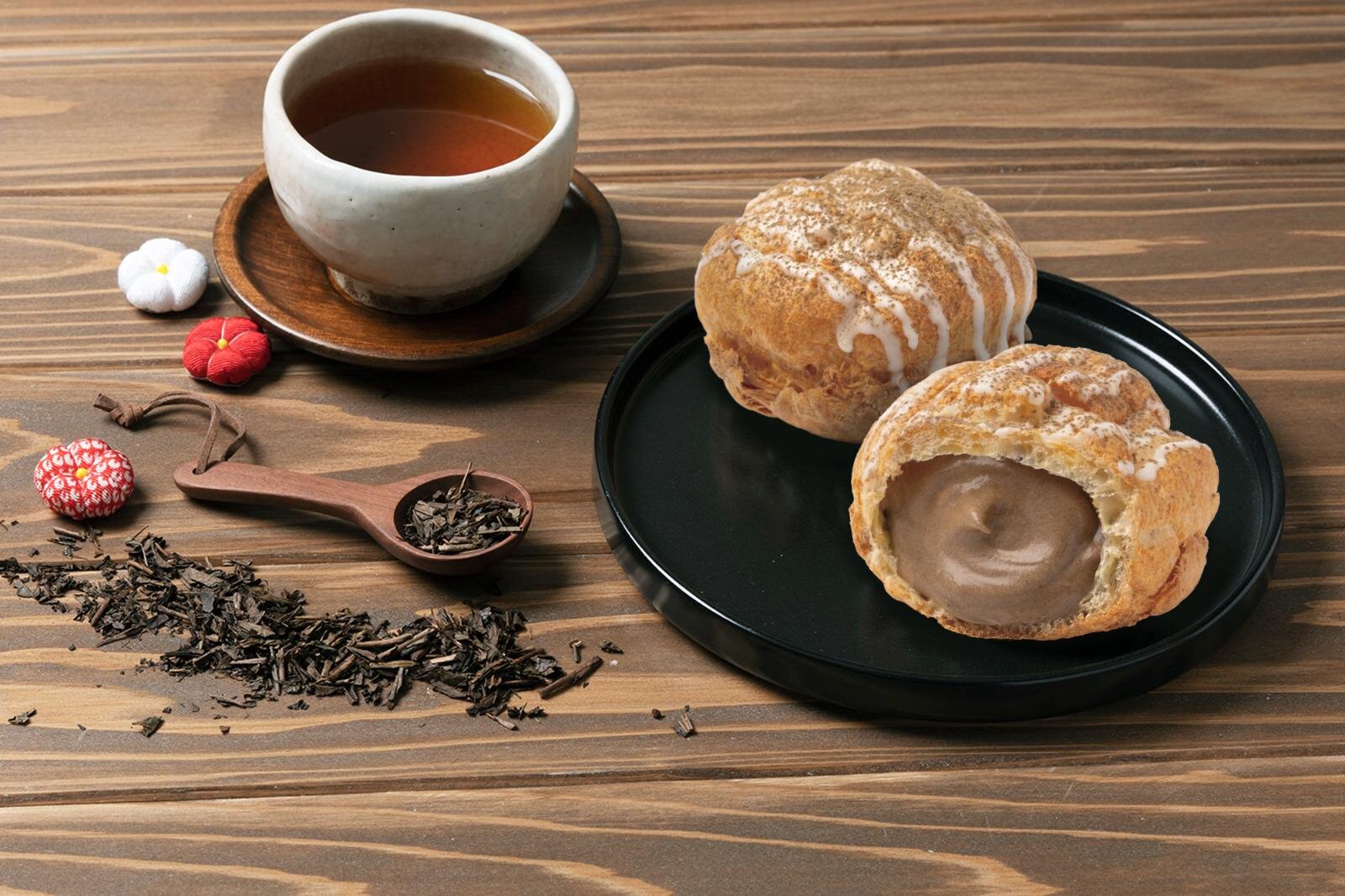 「ほうじ茶シュー」280円