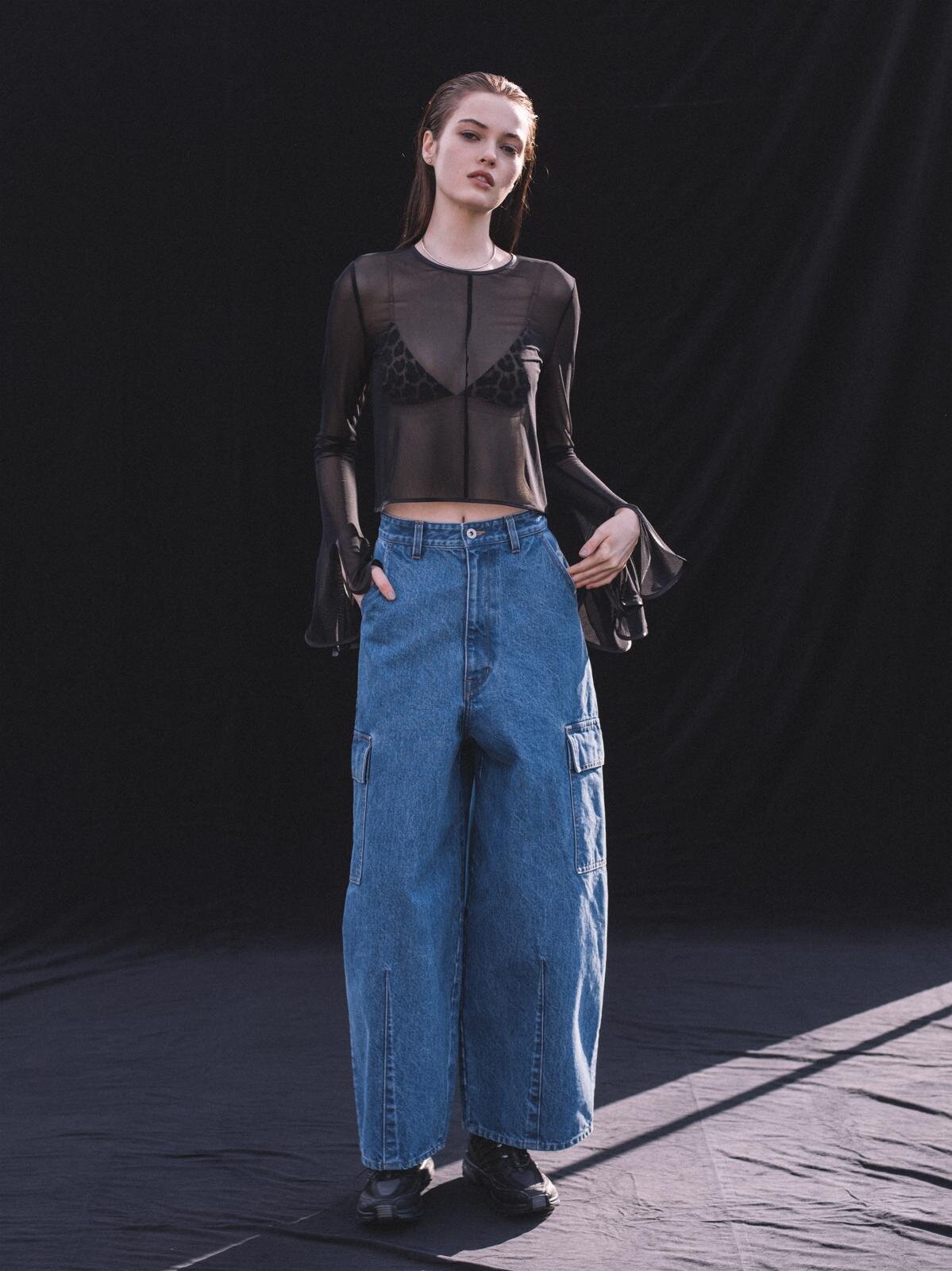 エイチ ビューティ＆ユース 2024年春｜female カーゴパンツ