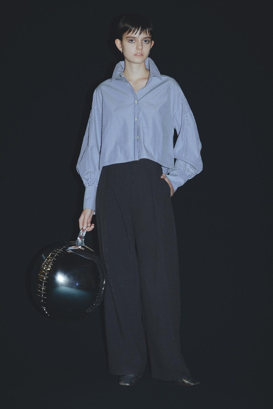 マルゥ ユナイテッドアローズ 2024年春｜female シャツ