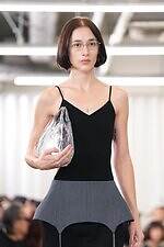 アキコアオキ 2026年春夏コレクション - カジュアル化するユニフォーム｜写真22