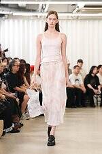 アキコアオキ 2026年春夏コレクション - カジュアル化するユニフォーム｜写真29