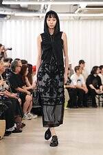 アキコアオキ 2026年春夏コレクション - カジュアル化するユニフォーム｜写真33