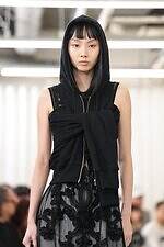 アキコアオキ 2026年春夏コレクション - カジュアル化するユニフォーム｜写真34