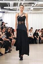 アキコアオキ 2026年春夏コレクション - カジュアル化するユニフォーム｜写真48