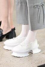 アキコアオキ 2026年春夏コレクション - カジュアル化するユニフォーム｜写真51