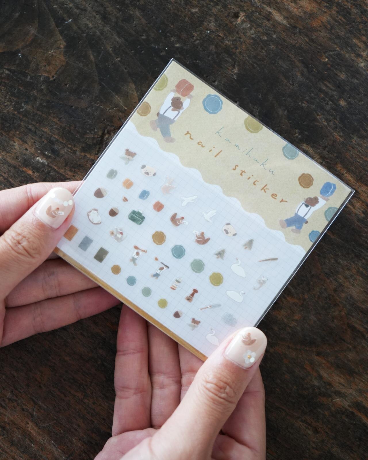 ネイルシール 1,100円