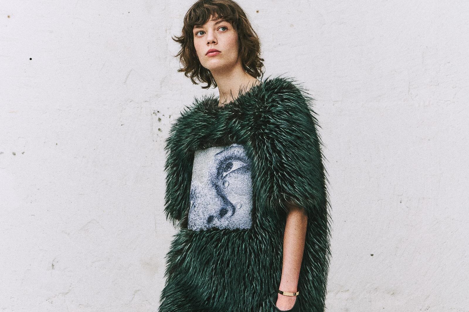 Sacai / A magazine エー マガジン おまけ（Tシャツ）付き サカイが「A Magazine」との限定Tシャツを発売、マガジンカバー