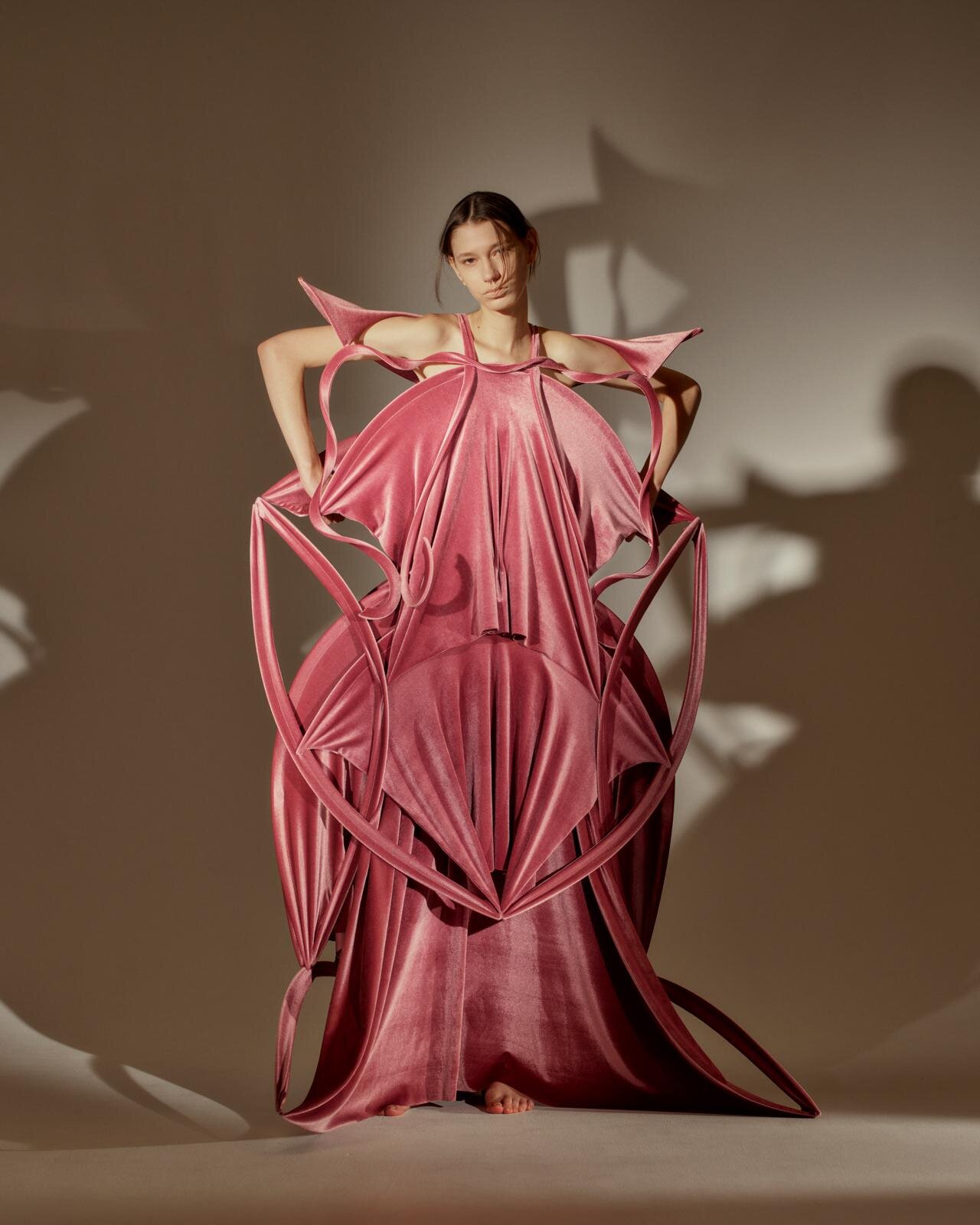 リュウノスケオカザキ 004 2025年春夏<span>コレクション</span> - 写真2