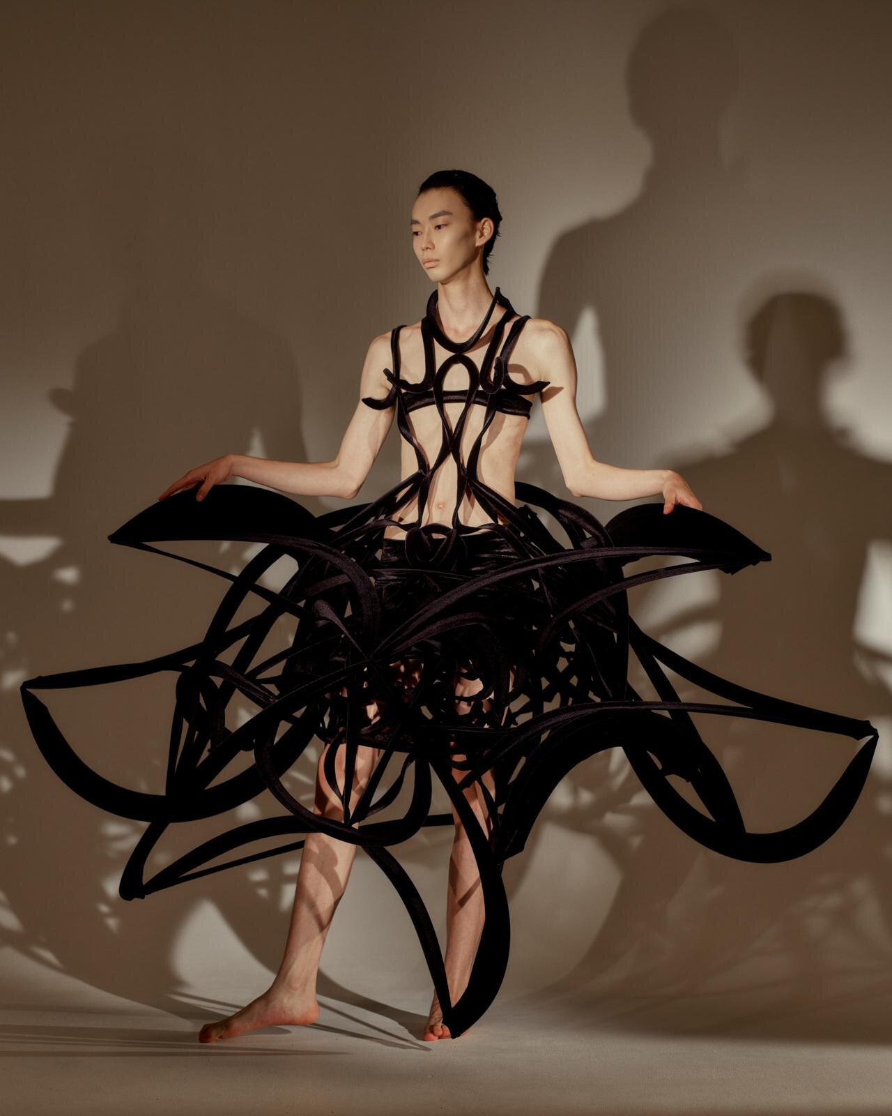 リュウノスケオカザキ 004 2025年春夏<span>コレクション</span> - 写真7