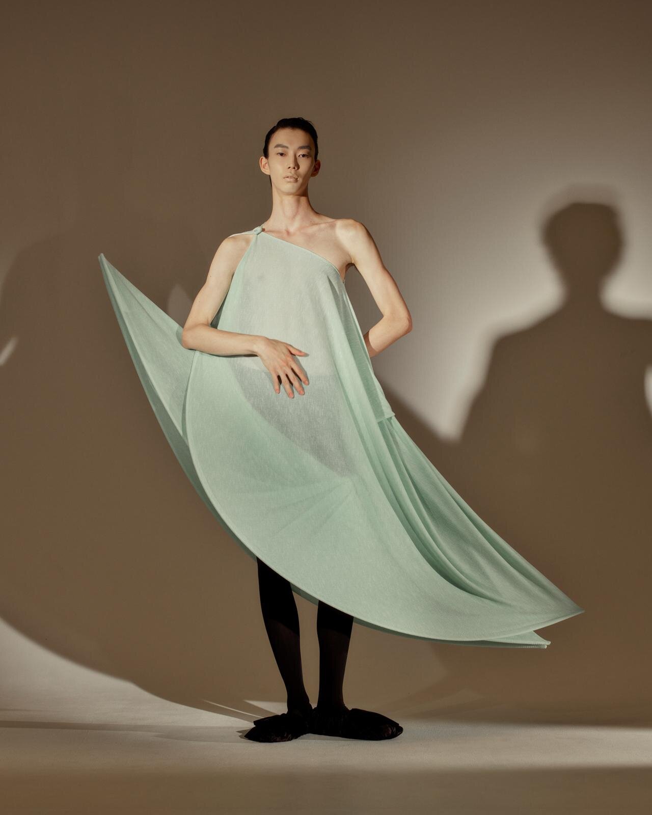 リュウノスケオカザキ 004 2025年春夏<span>コレクション</span> - 写真16