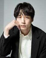 坂口健太郎, 渡辺謙 インタビュー｜写真7