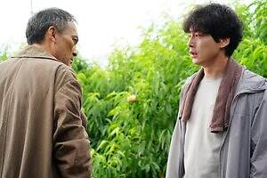 坂口健太郎, 渡辺謙 インタビュー｜写真8