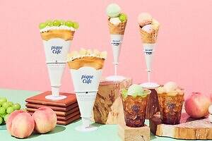 ジェラート ピケ カフェ「桃＆マスカット」主役のもっちりクレープ、ぷるんと杏仁豆腐や紅茶シロップで