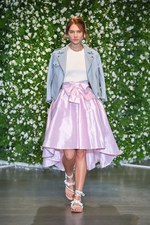 ケイタ マルヤマ 2015年春夏コレクション - 花々とフレッシュな空気に包まれた、自由なエレガンス｜写真12