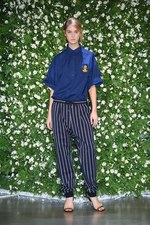 ケイタ マルヤマ 2015年春夏コレクション - 花々とフレッシュな空気に包まれた、自由なエレガンス｜写真16