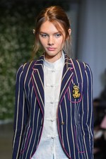 ケイタ マルヤマ 2015年春夏コレクション - 花々とフレッシュな空気に包まれた、自由なエレガンス｜写真44