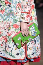 ケイタ マルヤマ 2015年春夏コレクション - 花々とフレッシュな空気に包まれた、自由なエレガンス｜写真51