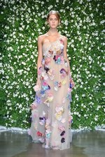 ケイタ マルヤマ 2015年春夏コレクション - 花々とフレッシュな空気に包まれた、自由なエレガンス｜写真65