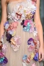 ケイタ マルヤマ 2015年春夏コレクション - 花々とフレッシュな空気に包まれた、自由なエレガンス｜写真67