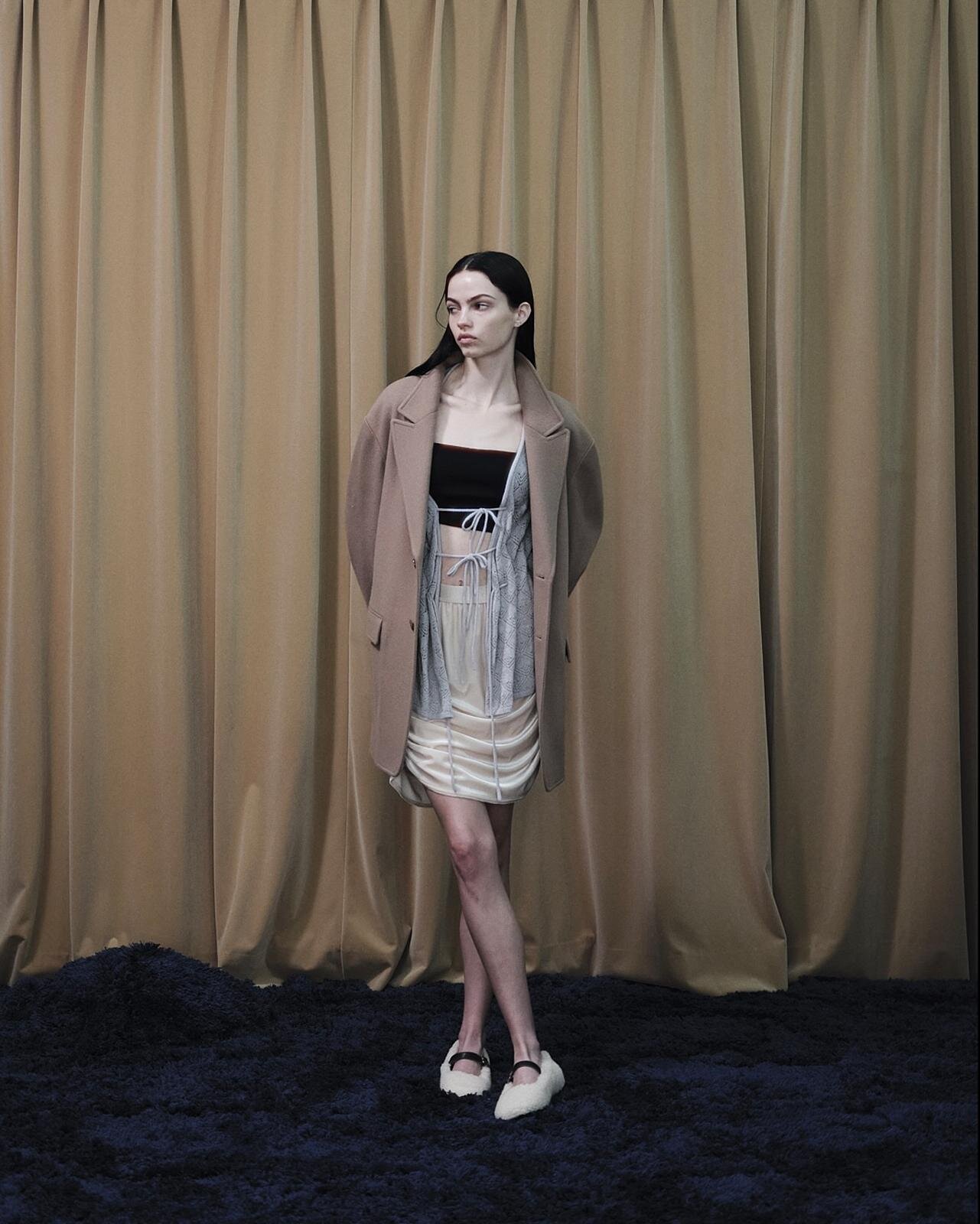 アティセッション 2024年秋｜ チューブトップ