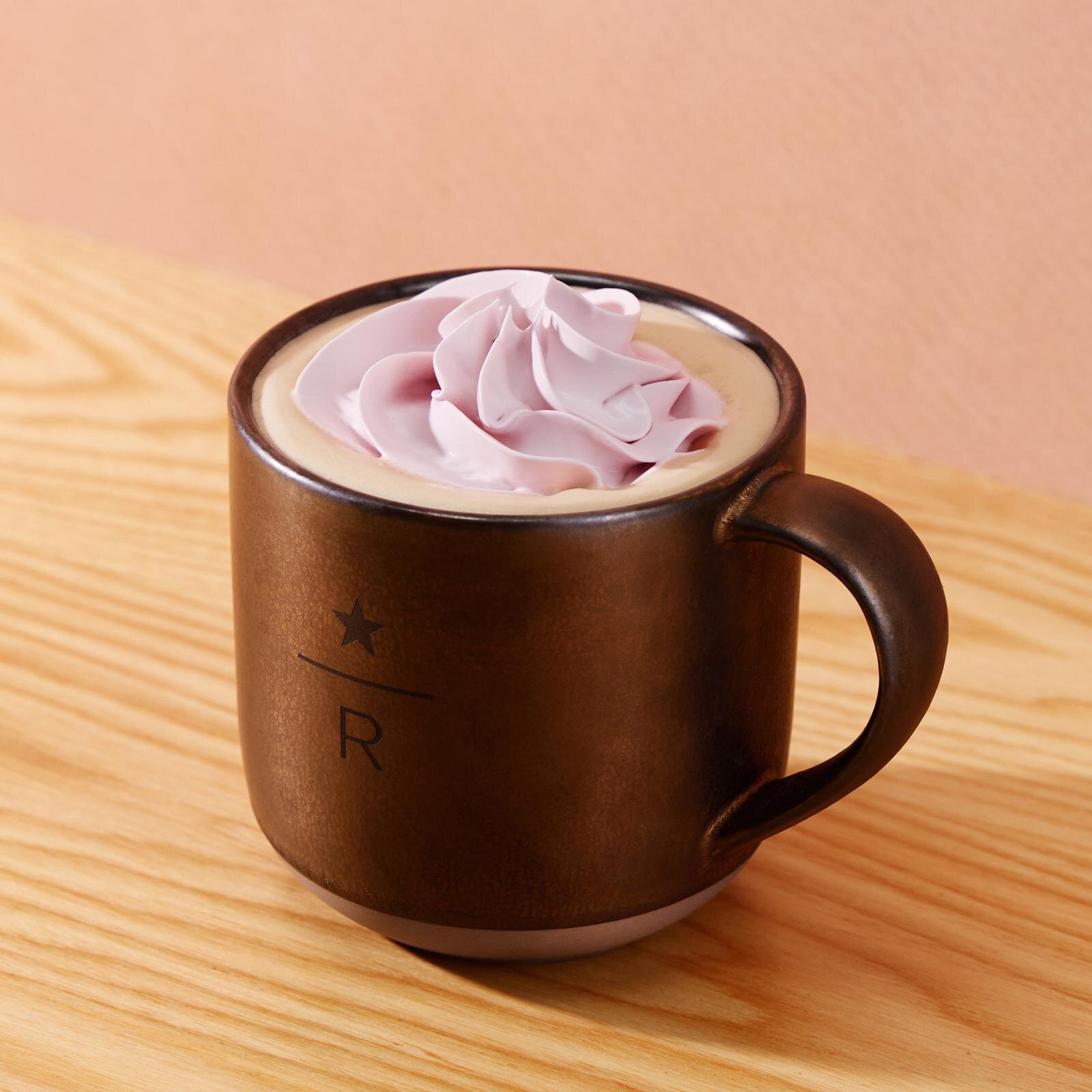 「バレルエイジド ルビー チョコレート クリーム」店内利用 1,300円、持ち帰り 1,276円