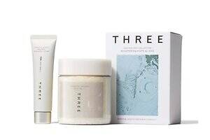 THREE“精油フレグランス”主役の25年クリスマスコフレ、ホットワインやひんやり星々着想の香り｜写真3