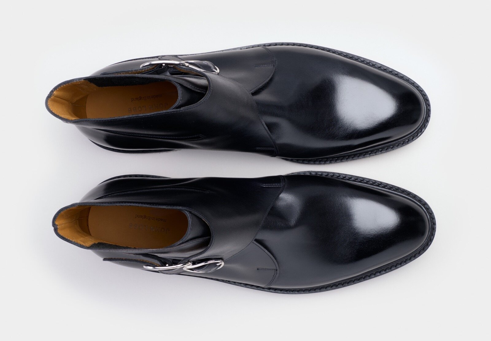 ジョンロブ“ボリュームを演出するステッチ”オックスフォードシューズ＆バックル付きブーツ｜写真11