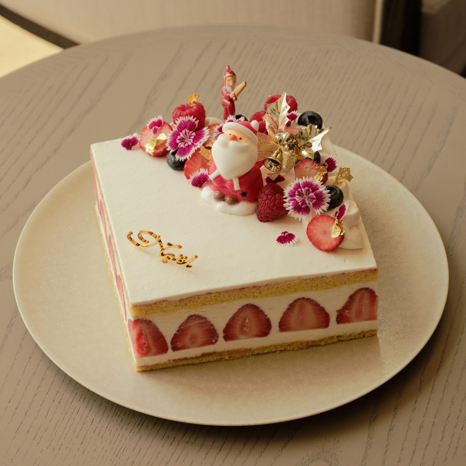 クリスマス ショートケーキ 15cm 9,800円※数量限定