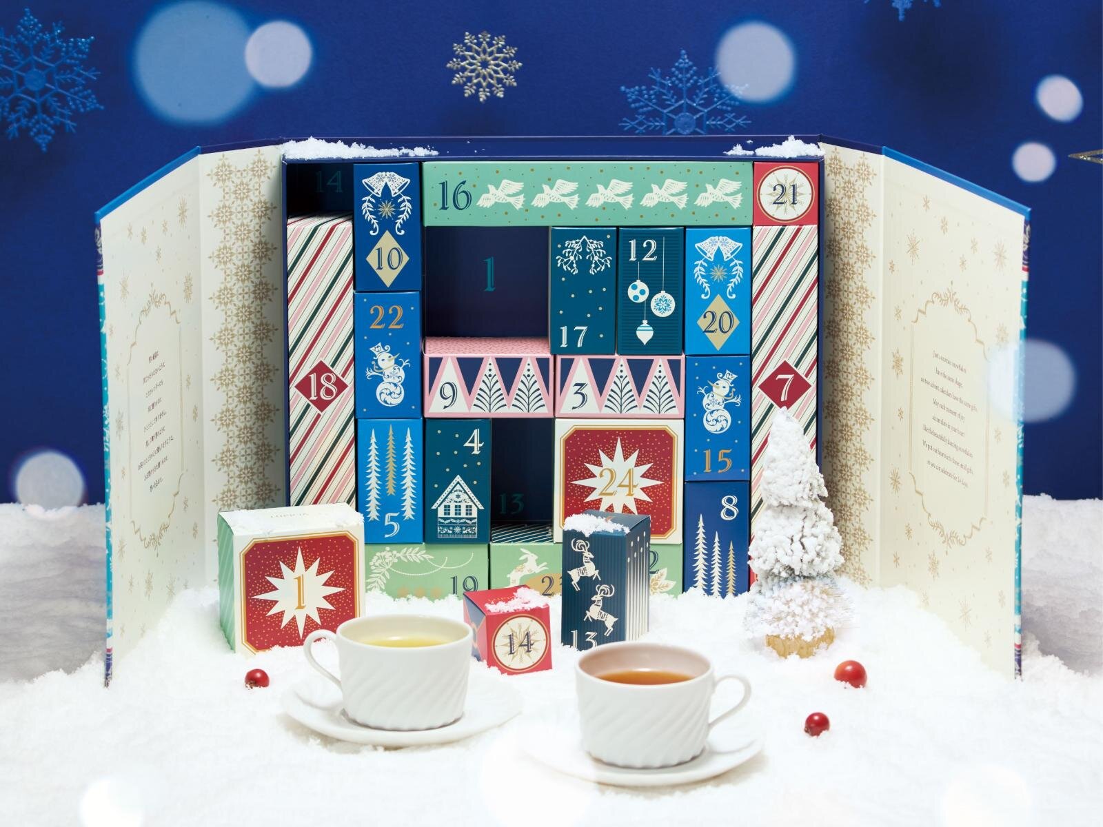 ルピシア25年クリスマス、ホワイトチョコとナッツ香る紅茶缶