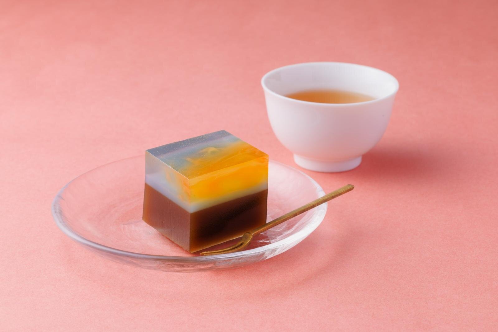 “秋の夕暮れ”描くほうじ茶羊羹「茜」島根の老舗和菓子店・彩雲堂から｜写真3