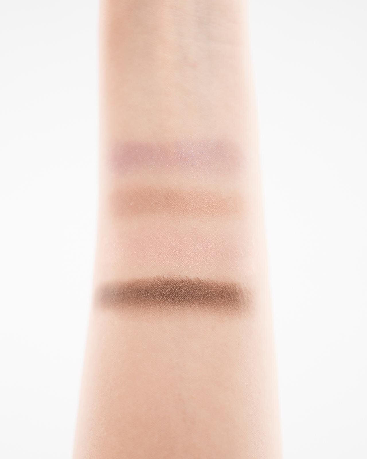 クレ・ド・ポー ボーテ25年クリスマスコスメ第1弾、“花や動物”描いたアイシャドウ＆赤リップなど｜写真6