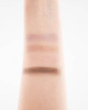 クレ・ド・ポー ボーテ25年クリスマスコスメ第1弾、“花や動物”描いたアイシャドウ＆赤リップなど｜写真6