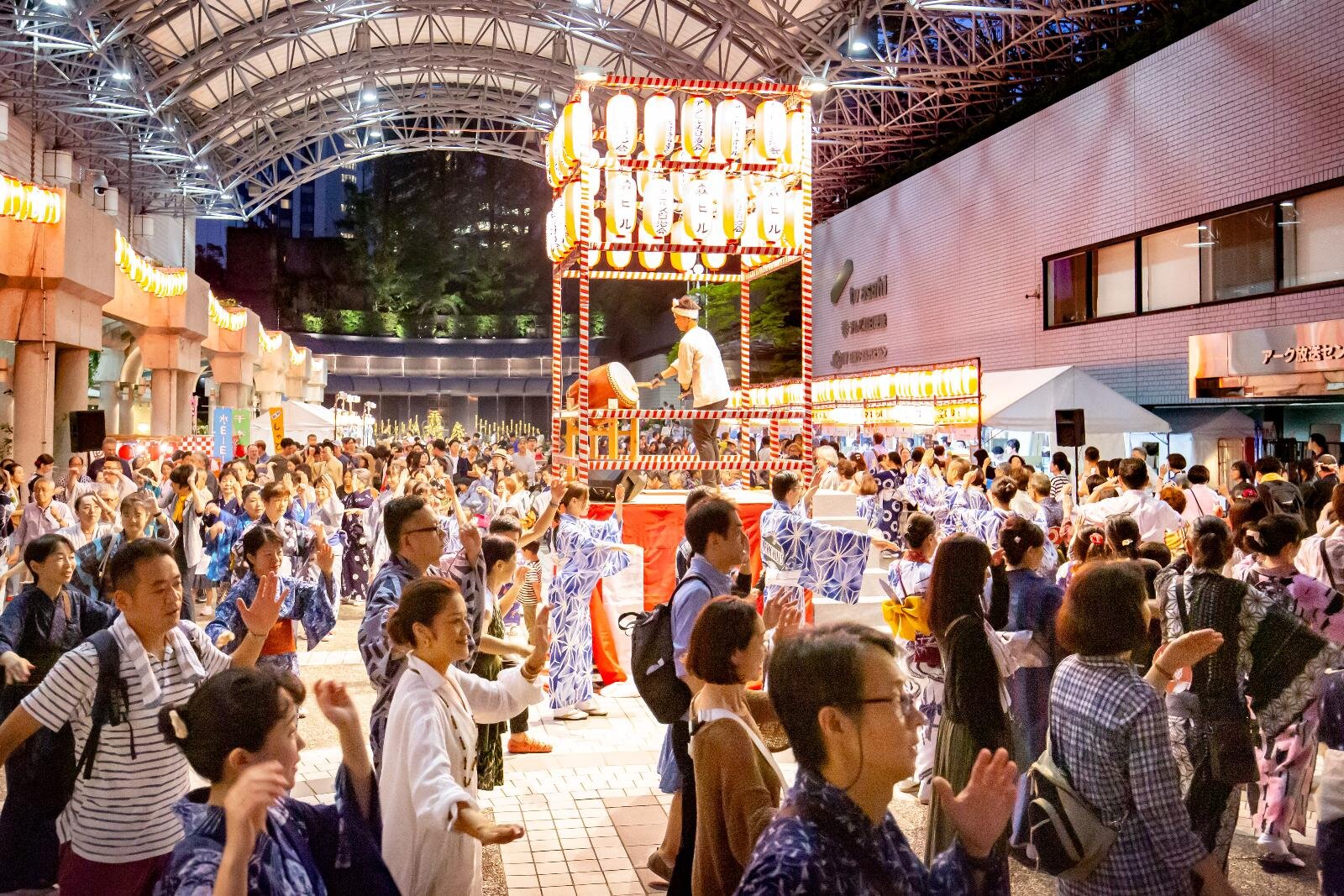 「アークヒルズ 秋祭り」東京・赤坂で - 盆踊りや縁日、和菓子作り体験も