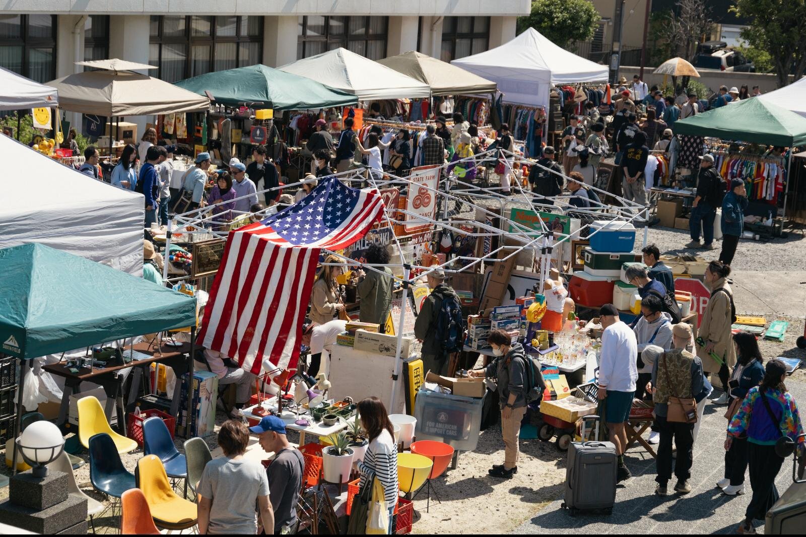 東海エリア最大級の蚤の市「名古屋アンティークマーケット」雑貨や古着、フードが150店舗以上集結