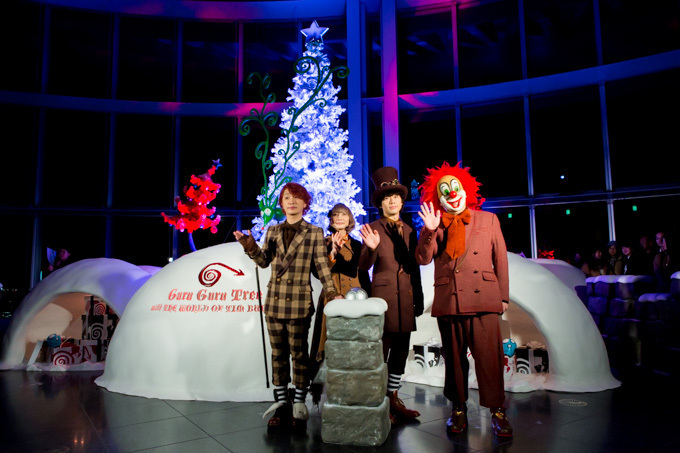 ティム・バートンのツリー＆カフェが出現！「天空のクリスマス」六本木ヒルズ展望台で開催｜写真16