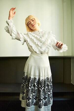 ミナ ペルホネン(minä perhonen) 2025-26年秋冬ウィメンズコレクション  - 写真16