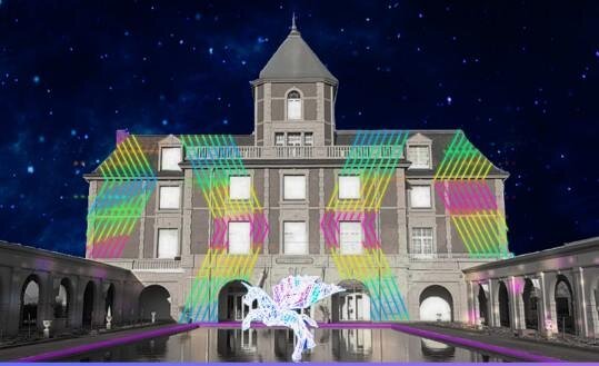 光の祭典「神戸イルミナージュ」ピンクに輝く宮殿イルミネーション＆ハート型トンネル｜写真3