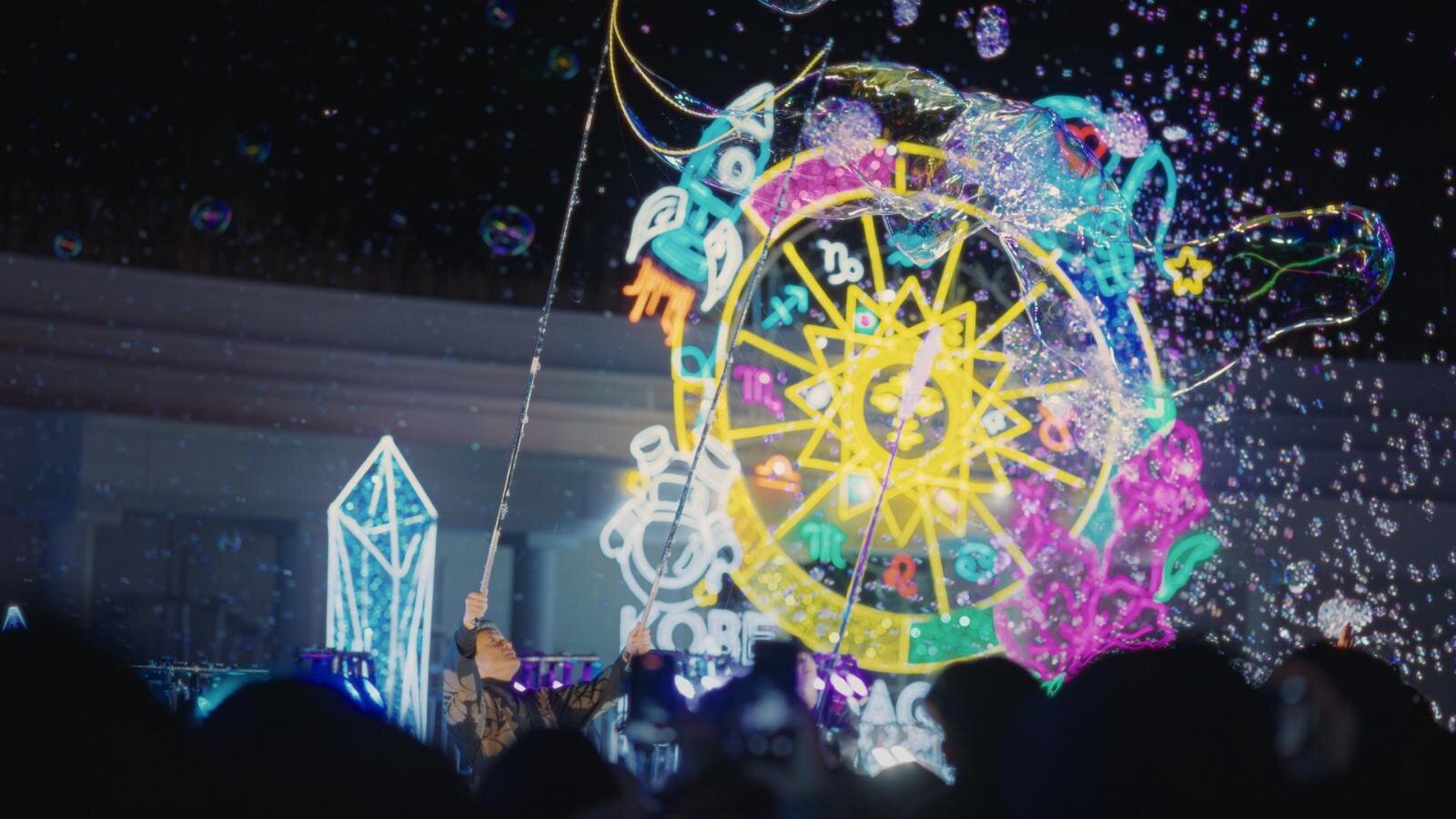 光の祭典「神戸イルミナージュ」ピンクに輝く宮殿イルミネーション＆ハート型トンネル｜写真30