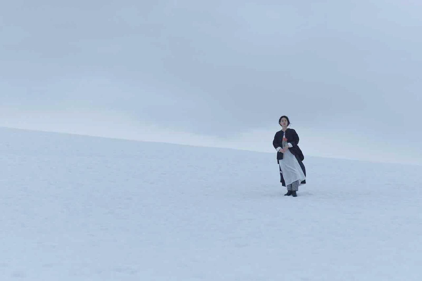 ラストフラワー オブ ジ アフターヌーン 2025-26年秋冬｜ ステンカラーコート