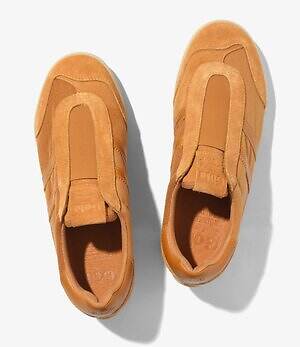 エンジニアド ガーメンツ×ゴーラのスニーカー、上質レザーアッパーのスリッポン仕様｜写真2