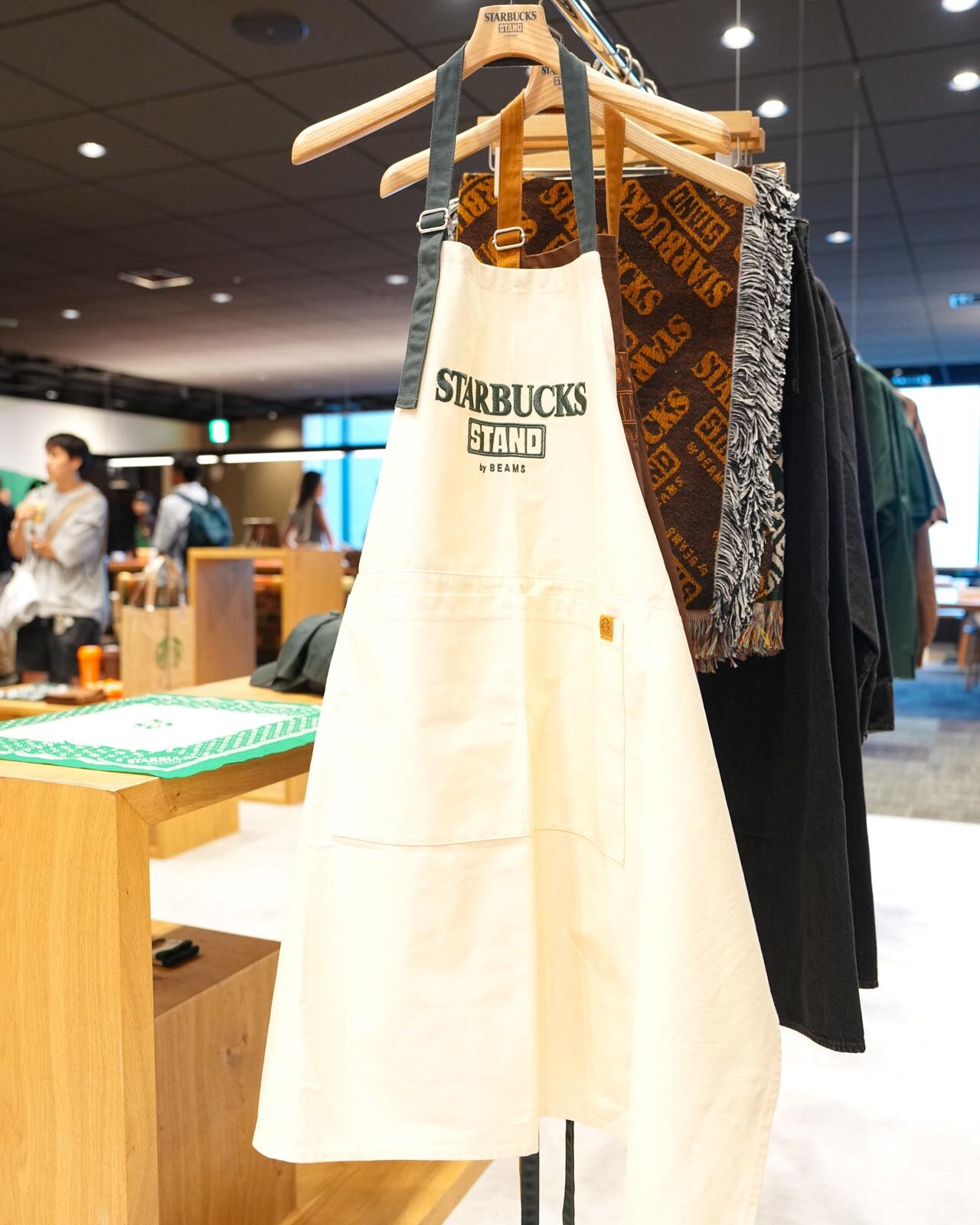 スターバックス×ビームス、“ペーパーカップ風”ボトルやコーヒー豆染めデニムジャケットなど16型｜写真14