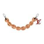 ルイ・ヴィトンのバッグチャーム、ふんわり“四葉のクローバー”＆揺れるサイコロモチーフで｜写真5