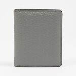 メゾン マルジェラのレザー財布、“4本の白いステッチ”くすみピンクのミニ財布＆キルティングの長財布｜写真3