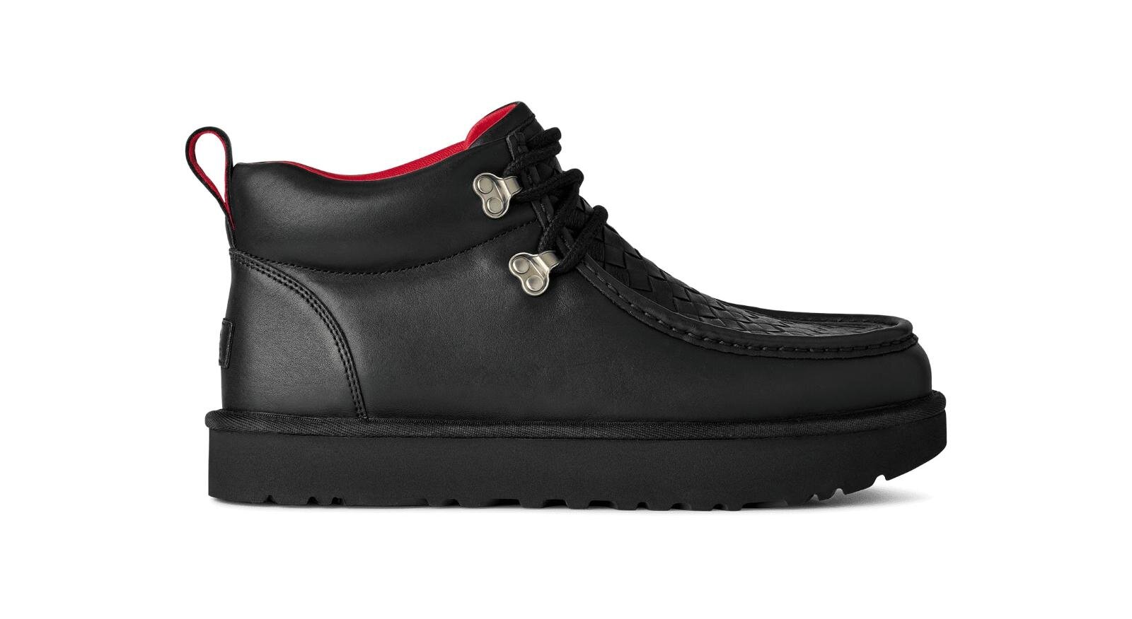 UGG ブラックファー付きヒールブーツ UGG ブラックファー付きヒールブーツ