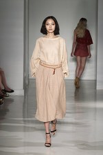 ジルスチュアート 2015年春夏コレクション - スモーキーカラーで彩る、洗練されたフェミニティ｜写真18