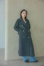 スナイデルのアウター、“リボン付き”ショートコート＆ふんわりファー配したダウンジャケット｜写真14